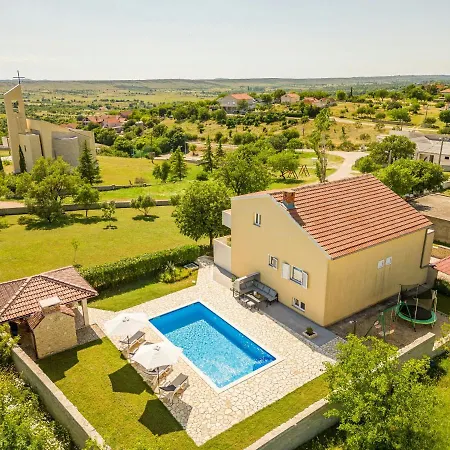 Basil Zadarvillas Villa *