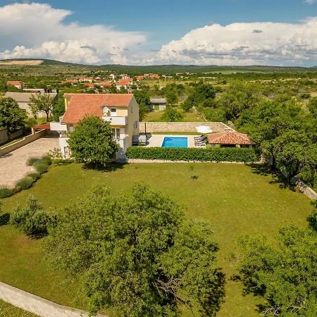 Villa Basil Zadarvillas Benkovac