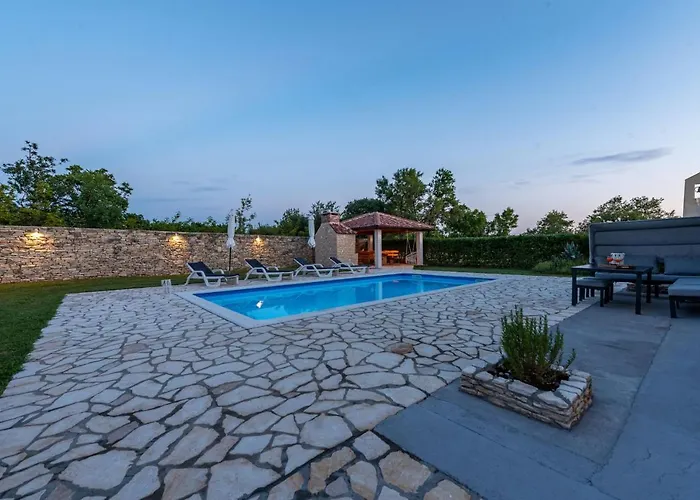 Basil Zadarvillas Villa